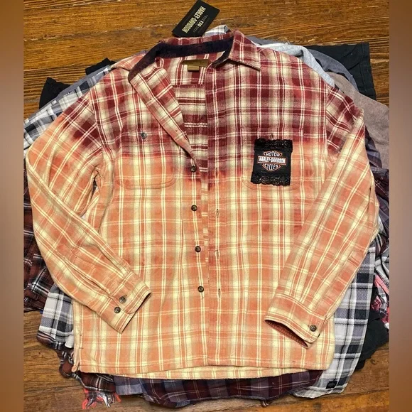 Small Bleached Flannel X Treasure Coast Harley-Davidson - Picture 3 of 8
